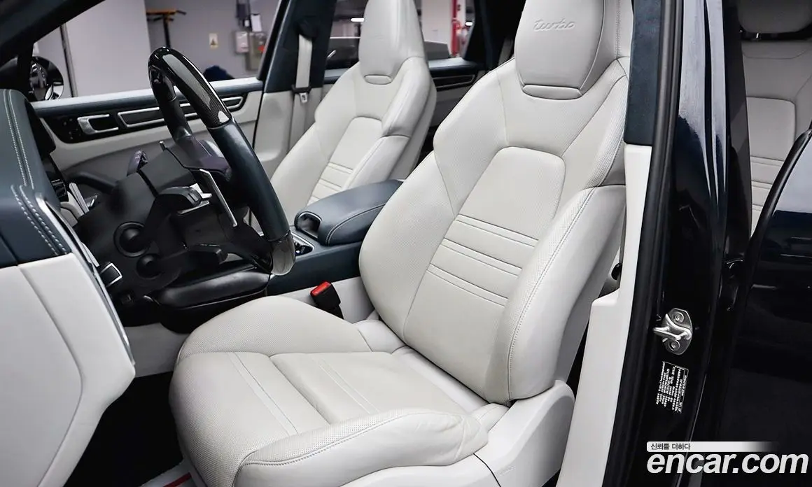 Porsche Cayenne 2020 4.0 автомат (гидро), фото 11