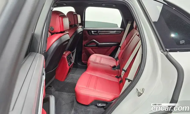 Porsche Cayenne 2023 3.0 автомат (гидро), миниатюра 11