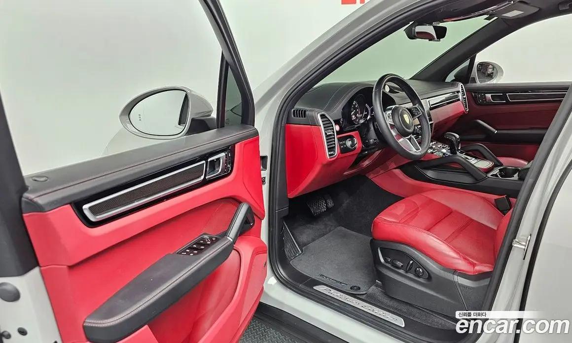 Porsche Cayenne 2023 3.0 автомат (гидро), фото 10