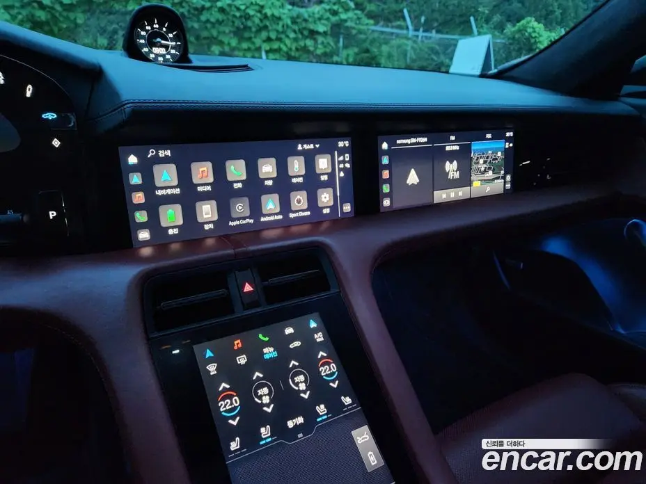 Porsche Taycan 2022 0.1 автомат (гидро), фото 12 Porsche Taycan 2022 0.1 автомат (гидро), фото 12