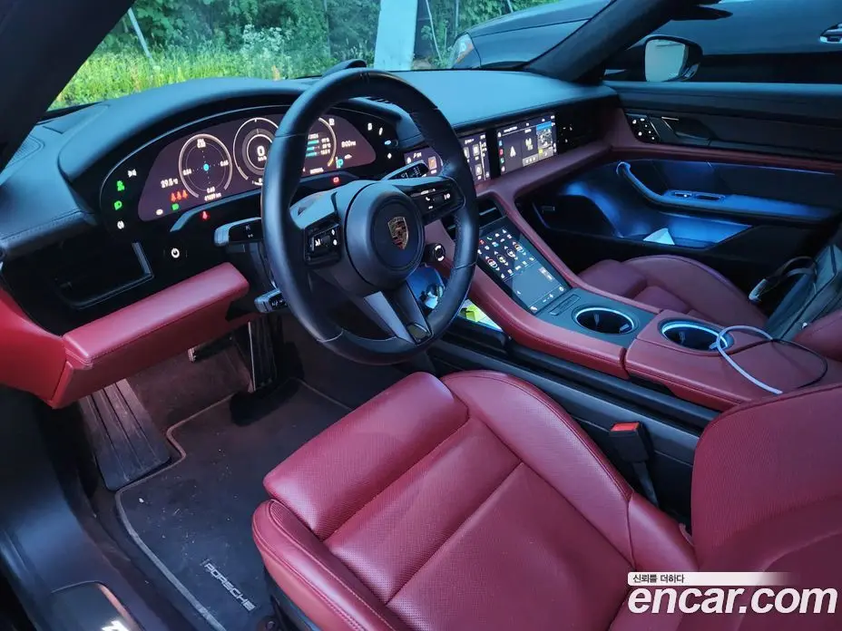 Porsche Taycan 2022 0.1 автомат (гидро), фото 7 Porsche Taycan 2022 0.1 автомат (гидро), фото 7