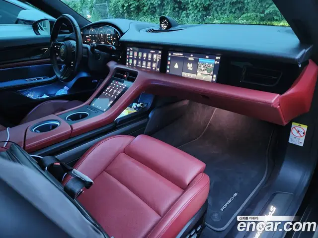 Porsche Taycan 2022 0.1 автомат (гидро), миниатюра 9 Porsche Taycan 2022 0.1 автомат (гидро), миниатюра 9