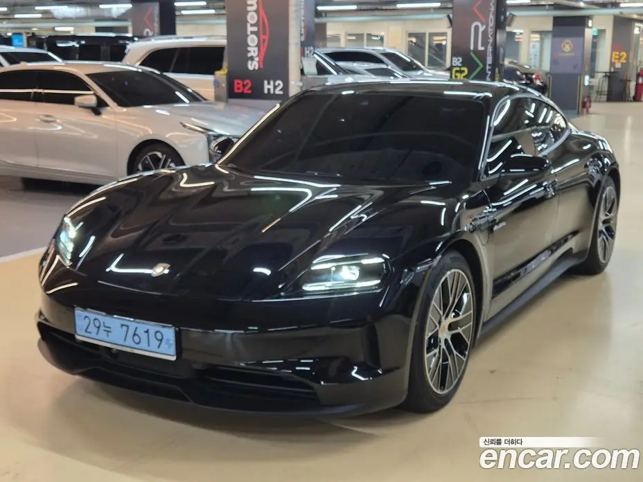 Porsche Taycan 2025 автомат (гидро), фото 1 Porsche Taycan 2025 автомат (гидро), фото 1