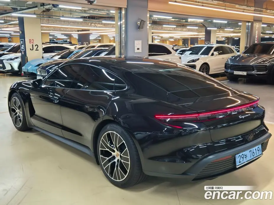 Porsche Taycan 2025 автомат (гидро), фото 3 Porsche Taycan 2025 автомат (гидро), фото 3