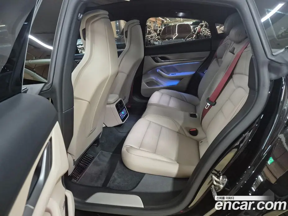 Porsche Taycan 2025 автомат (гидро), фото 9 Porsche Taycan 2025 автомат (гидро), фото 9