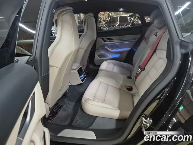 Porsche Taycan 2025 автомат (гидро), миниатюра 9 Porsche Taycan 2025 автомат (гидро), миниатюра 9