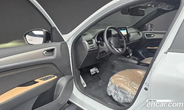 Renault (Samsung) Arkana 2026 1.6 автомат (гидро), миниатюра 10 Renault (Samsung) Arkana 2026 1.6 автомат (гидро), миниатюра 10