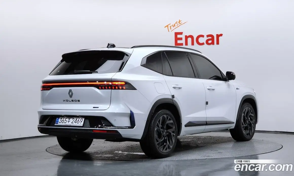 Renault (Samsung) Grand Koleos 2025 1.5 автомат (гидро), фото 2 Renault (Samsung) Grand Koleos 2025 1.5 автомат (гидро), фото 2