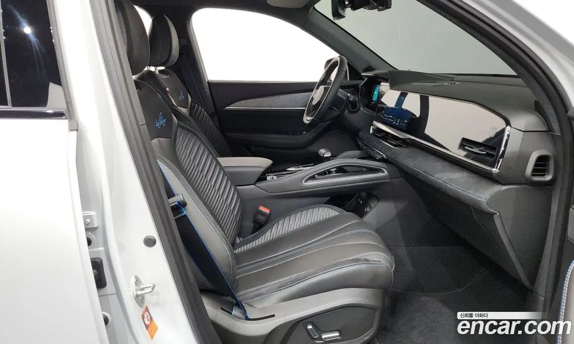 Renault (Samsung) Grand Koleos 2025 1.5 автомат (гидро), фото 16 Renault (Samsung) Grand Koleos 2025 1.5 автомат (гидро), фото 16