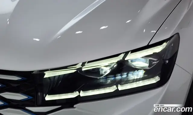 Renault (Samsung) Grand Koleos 2025 1.5 автомат (гидро), миниатюра 8 Renault (Samsung) Grand Koleos 2025 1.5 автомат (гидро), миниатюра 8