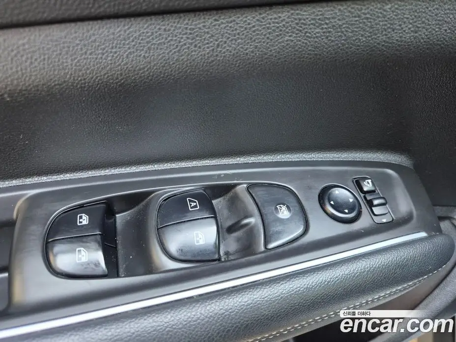 Renault (Samsung) QM6 2017 2.0 автомат (гидро), фото 17 Renault (Samsung) QM6 2017 2.0 автомат (гидро), фото 17