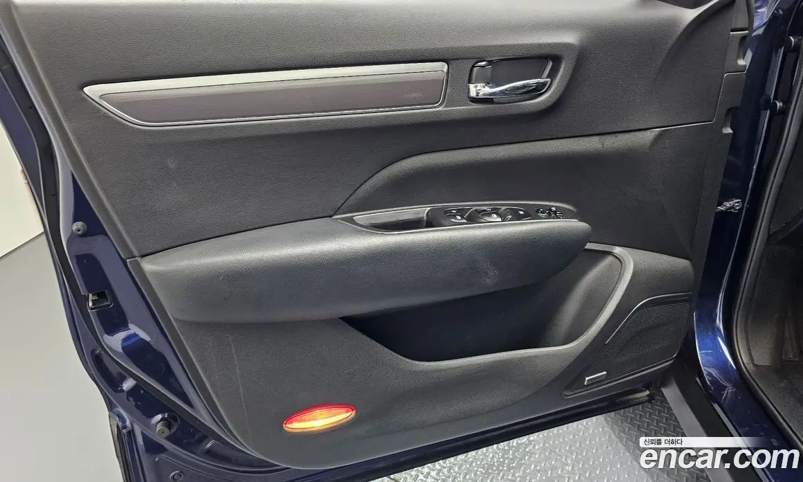 Renault (Samsung) QM6 2017 2.0 автомат (гидро), фото 14 Renault (Samsung) QM6 2017 2.0 автомат (гидро), фото 14