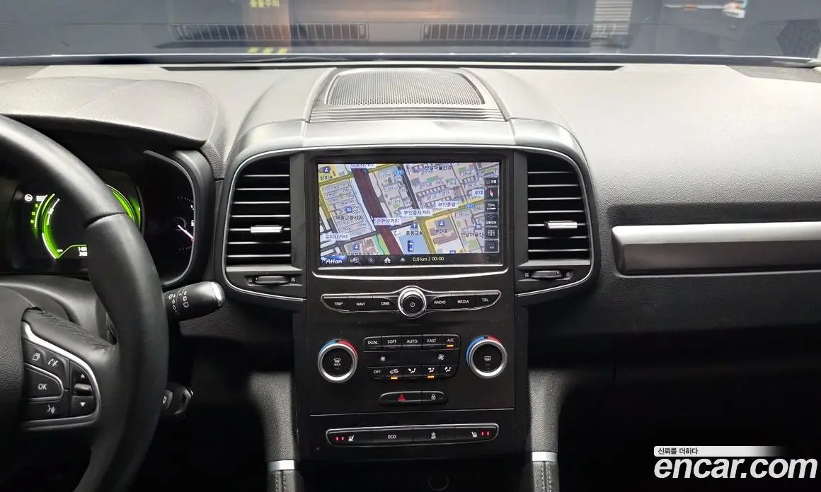 Renault (Samsung) QM6 2017 2.0 автомат (гидро), фото 14 Renault (Samsung) QM6 2017 2.0 автомат (гидро), фото 14
