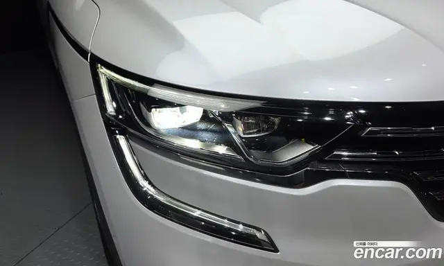 Renault (Samsung) QM6 2018 2.0 автомат (гидро), миниатюра 8 Renault (Samsung) QM6 2018 2.0 автомат (гидро), миниатюра 8