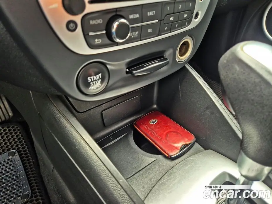 Renault (Samsung) SM3 2014 1.6 автомат (гидро), фото 15 Renault (Samsung) SM3 2014 1.6 автомат (гидро), фото 15