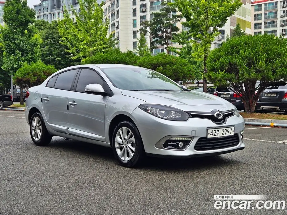 Renault (Samsung) SM3 2014 1.6 автомат (гидро), фото 4 Renault (Samsung) SM3 2014 1.6 автомат (гидро), фото 4