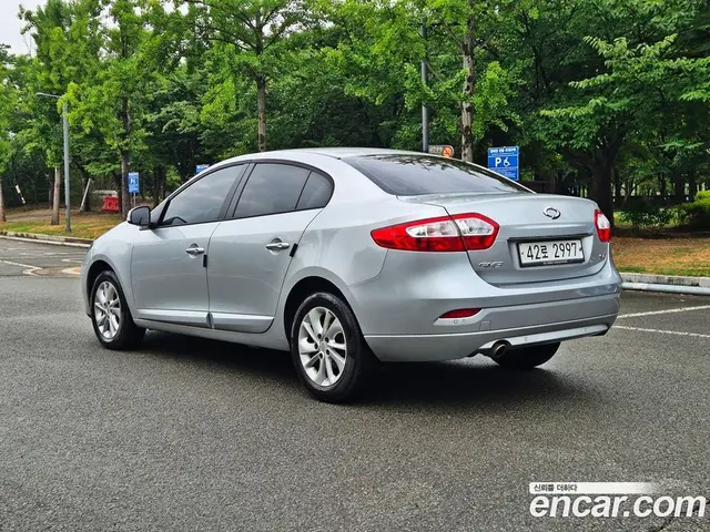 Renault (Samsung) SM3 2014 1.6 автомат (гидро), миниатюра 6 Renault (Samsung) SM3 2014 1.6 автомат (гидро), миниатюра 6