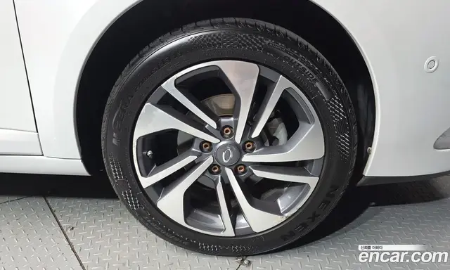 Renault (Samsung) SM3 2017 1.6 автомат (гидро), миниатюра 5 Renault (Samsung) SM3 2017 1.6 автомат (гидро), миниатюра 5