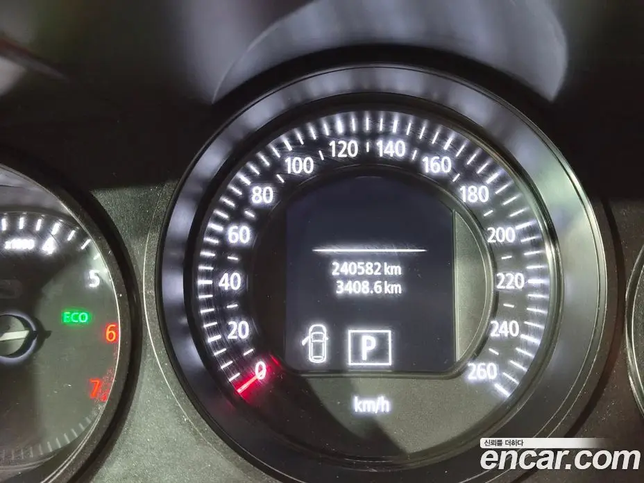 Renault (Samsung) SM6 2017 2.0 автомат (гидро), фото 13 Renault (Samsung) SM6 2017 2.0 автомат (гидро), фото 13