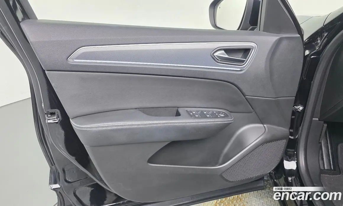 Renault (Samsung) XM3 2022 1.6 автомат (гидро), фото 14 Renault (Samsung) XM3 2022 1.6 автомат (гидро), фото 14