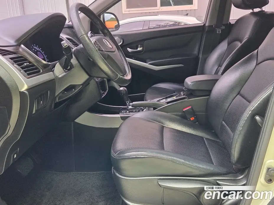 SsangYong Korando 2013 2.0 автомат (гидро), фото 10 SsangYong Korando 2013 2.0 автомат (гидро), фото 10