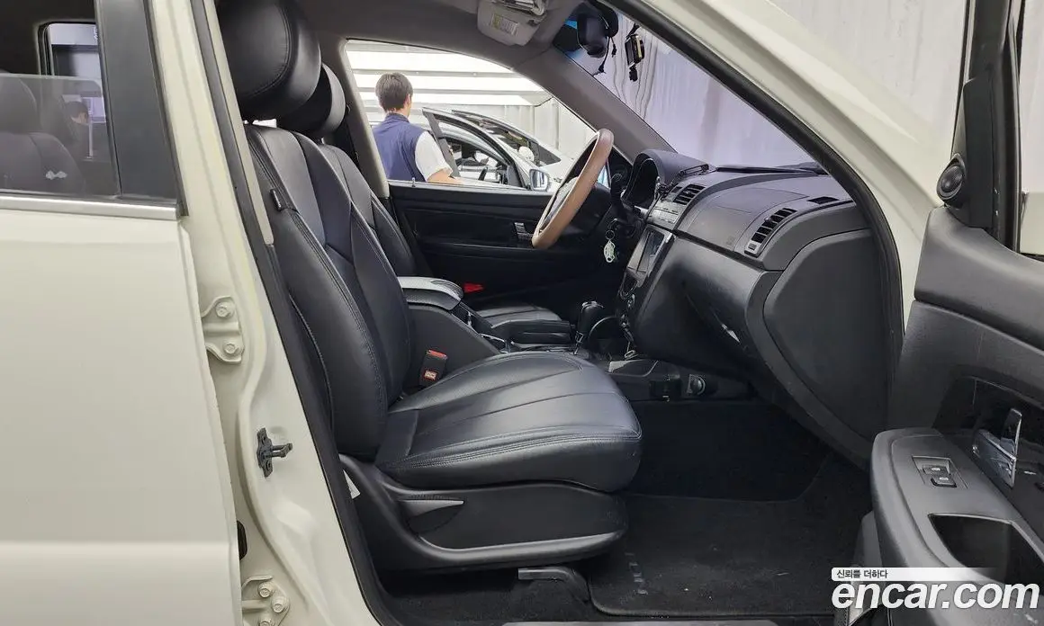 SsangYong Rexton 2016 2.2 автомат (гидро), фото 16 SsangYong Rexton 2016 2.2 автомат (гидро), фото 16