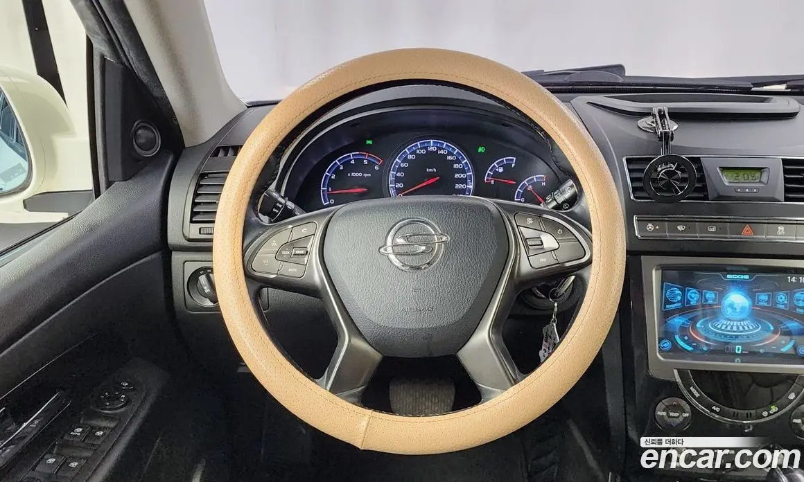 SsangYong Rexton 2016 2.2 автомат (гидро), фото 18 SsangYong Rexton 2016 2.2 автомат (гидро), фото 18