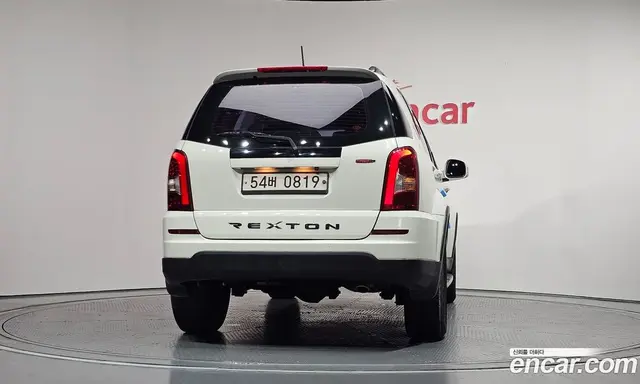 SsangYong Rexton 2016 2.2 автомат (гидро), миниатюра 3 SsangYong Rexton 2016 2.2 автомат (гидро), миниатюра 3