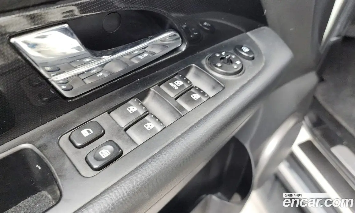 SsangYong Rexton 2016 2.2 автомат (гидро), фото 28 SsangYong Rexton 2016 2.2 автомат (гидро), фото 28