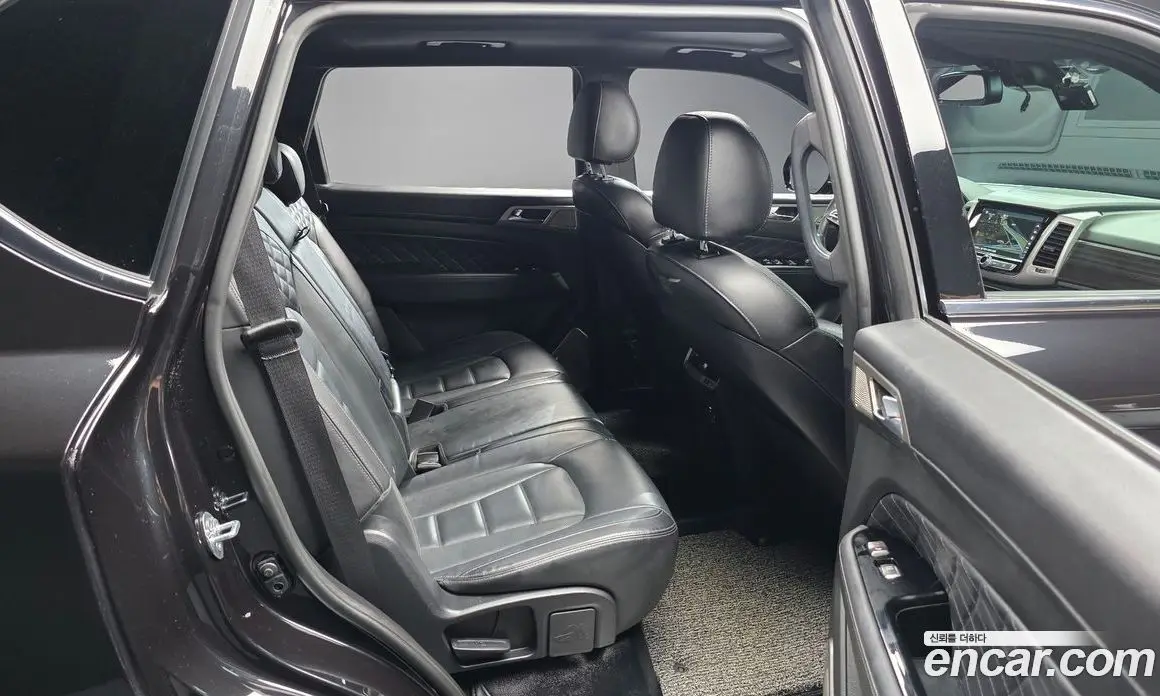 SsangYong Rexton 2018 2.2 автомат (гидро), фото 12 SsangYong Rexton 2018 2.2 автомат (гидро), фото 12