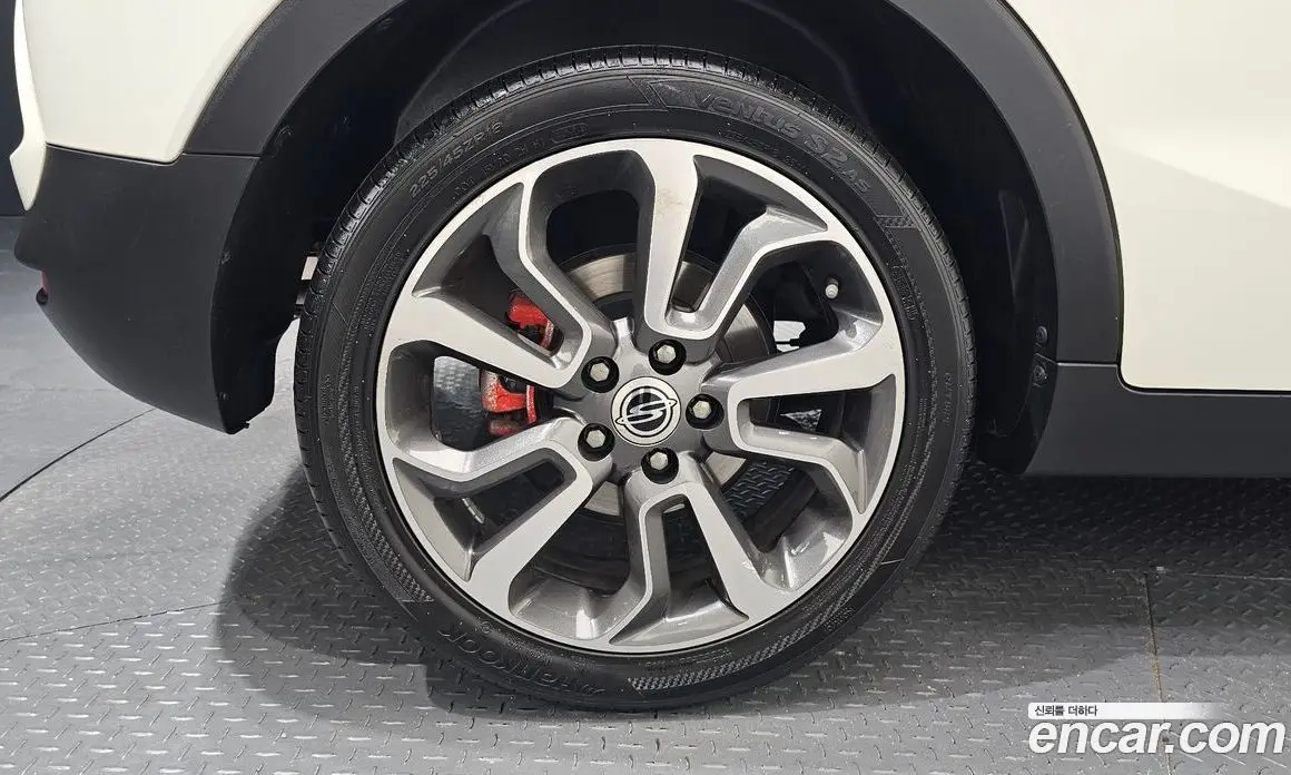 SsangYong TIBOLI 2015 1.6 автомат (гидро), фото 5 SsangYong TIBOLI 2015 1.6 автомат (гидро), фото 5
