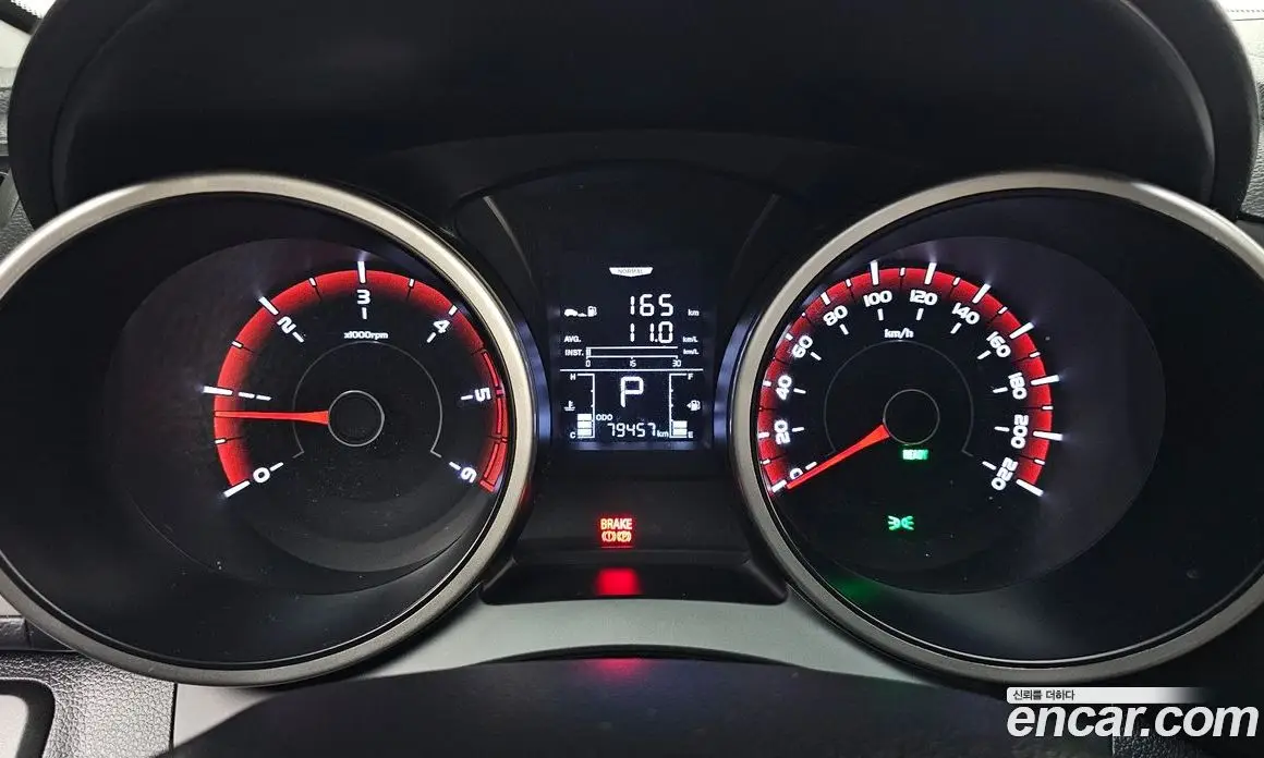 SsangYong TIBOLI 2015 1.6 автомат (гидро), фото 8 SsangYong TIBOLI 2015 1.6 автомат (гидро), фото 8