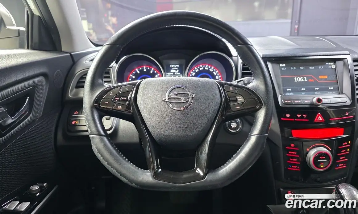 SsangYong TIBOLI 2016 1.6 автомат (гидро), фото 13