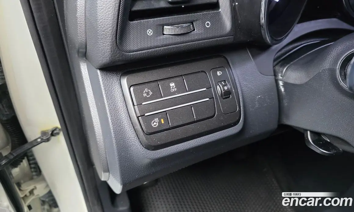 SsangYong TIBOLI 2016 1.6 автомат (гидро), фото 16