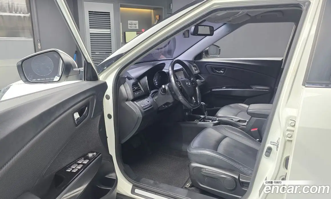 SsangYong TIBOLI 2016 1.6 автомат (гидро), фото 10