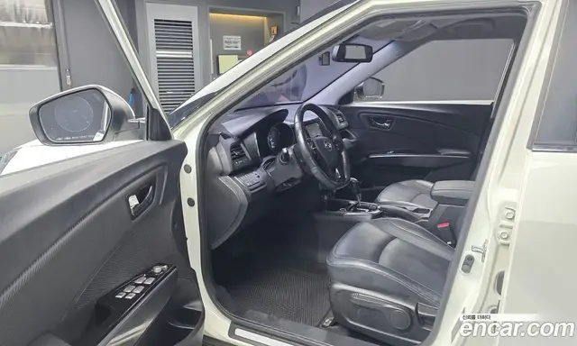 SsangYong TIBOLI 2016 1.6 автомат (гидро), миниатюра 10