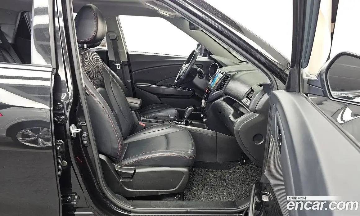 SsangYong TIBOLI 2017 1.6 автомат (гидро), фото 11 SsangYong TIBOLI 2017 1.6 автомат (гидро), фото 11