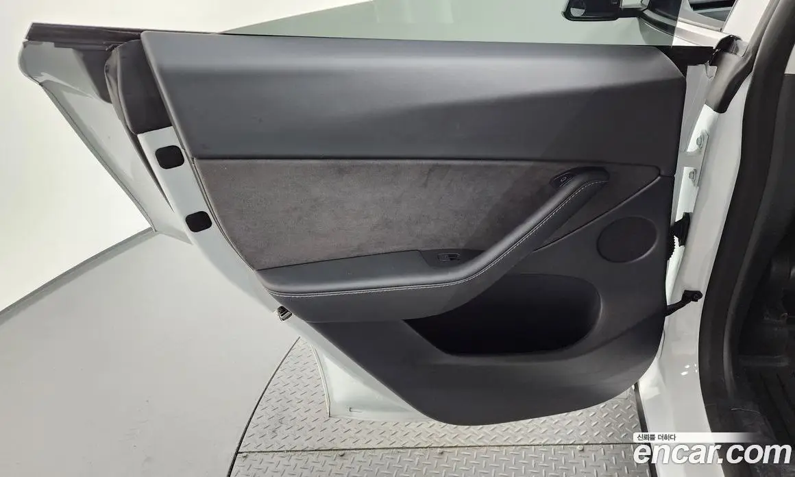 Tesla Model Y 2022 0.2 автомат (гидро), фото 15 Tesla Model Y 2022 0.2 автомат (гидро), фото 15