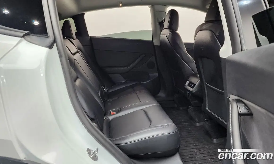 Tesla Model Y 2022 0.2 автомат (гидро), фото 17 Tesla Model Y 2022 0.2 автомат (гидро), фото 17