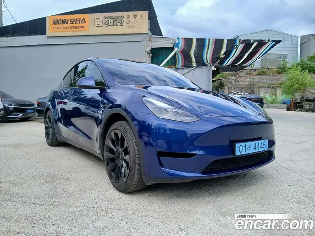 Tesla Model Y 2023 0.2 автомат (гидро), миниатюра 2 Tesla Model Y 2023 0.2 автомат (гидро), миниатюра 2