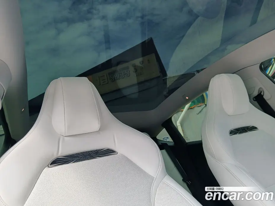 Tesla Model Y 2023 0.2 автомат (гидро), фото 17 Tesla Model Y 2023 0.2 автомат (гидро), фото 17