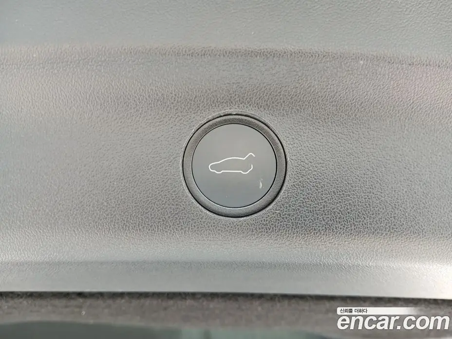Tesla Model Y 2023 0.2 автомат (гидро), фото 18 Tesla Model Y 2023 0.2 автомат (гидро), фото 18