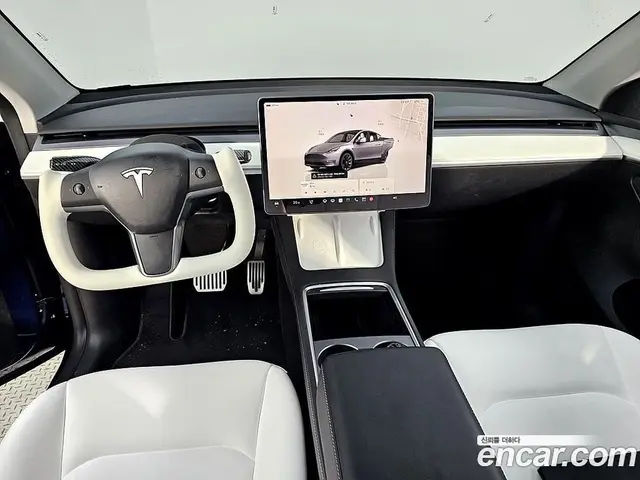 Tesla Model Y 2024 0.1 автомат (гидро), миниатюра 5 Tesla Model Y 2024 0.1 автомат (гидро), миниатюра 5