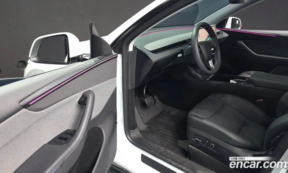 Tesla Model Y 2025 0.2 автомат (гидро), фото 13 Tesla Model Y 2025 0.2 автомат (гидро), фото 13