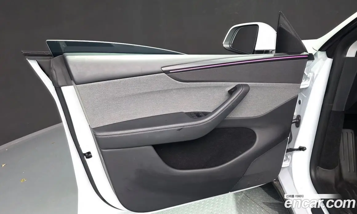 Tesla Model Y 2025 0.2 автомат (гидро), фото 14 Tesla Model Y 2025 0.2 автомат (гидро), фото 14