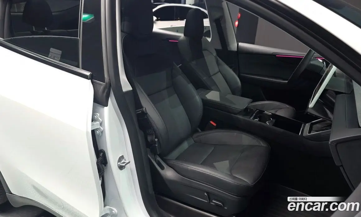 Tesla Model Y 2025 0.2 автомат (гидро), фото 16 Tesla Model Y 2025 0.2 автомат (гидро), фото 16