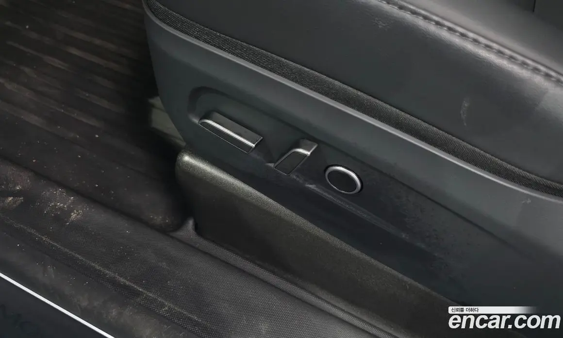 Tesla Model Y 2025 0.2 автомат (гидро), фото 33 Tesla Model Y 2025 0.2 автомат (гидро), фото 33