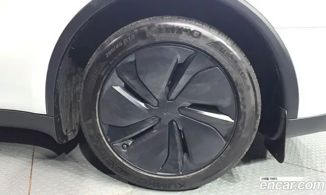 Tesla Model Y 2025 0.2 автомат (гидро), миниатюра 7 Tesla Model Y 2025 0.2 автомат (гидро), миниатюра 7