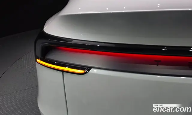 Tesla Model Y 2025 0.2 автомат (гидро), миниатюра 9 Tesla Model Y 2025 0.2 автомат (гидро), миниатюра 9