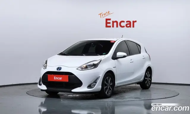 Toyota Prius 2018 1.5 автомат (гидро), миниатюра 1 Toyota Prius 2018 1.5 автомат (гидро), миниатюра 1
